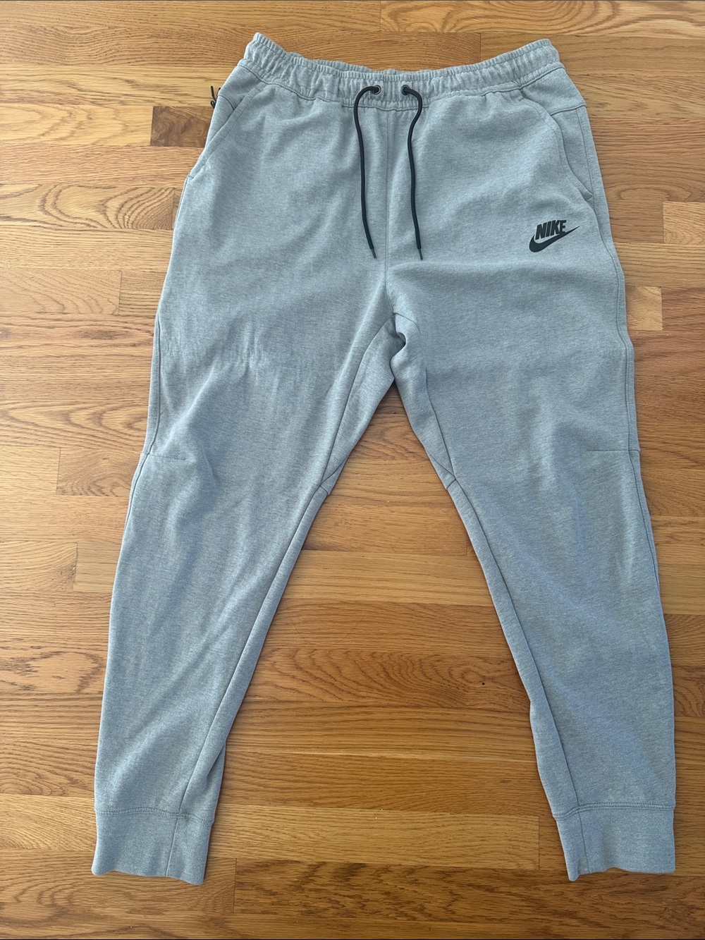 Nike Mens Light Gray Jogger Sweatpants with Black Logo